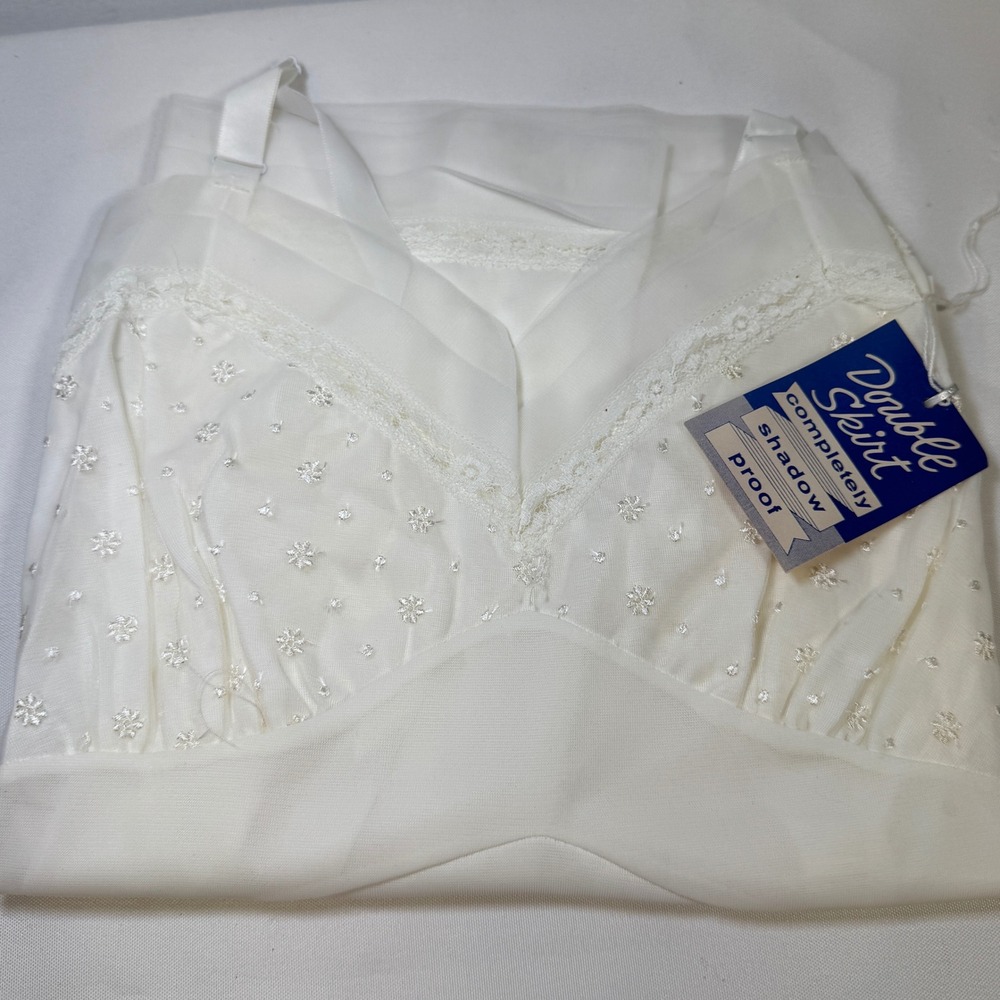 Vintage Kustom Fit White Nylon Full Slip Double Skirt Lace Floral 36 Deadstock